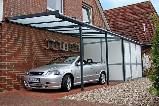 Carport aus Aluminium mit Seitenwand